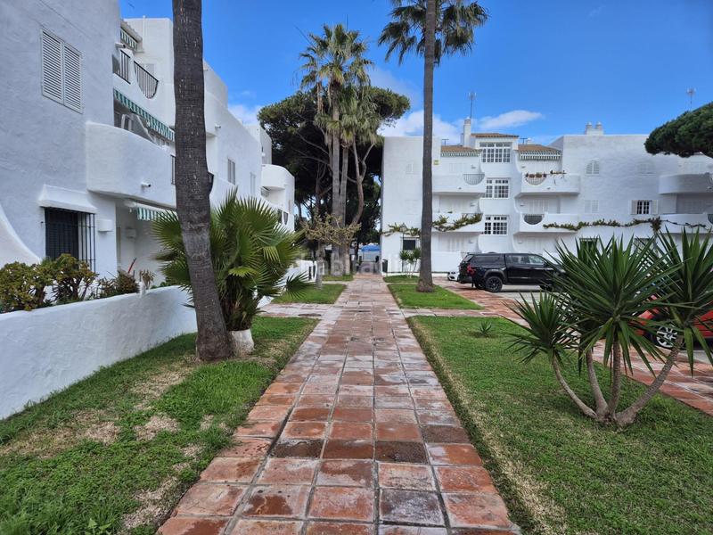 Foto 9c1f8cd4-ec42-4de4-901e-3f78519cc101. Apartment with parking pool in La Barrosa Chiclana de la Frontera