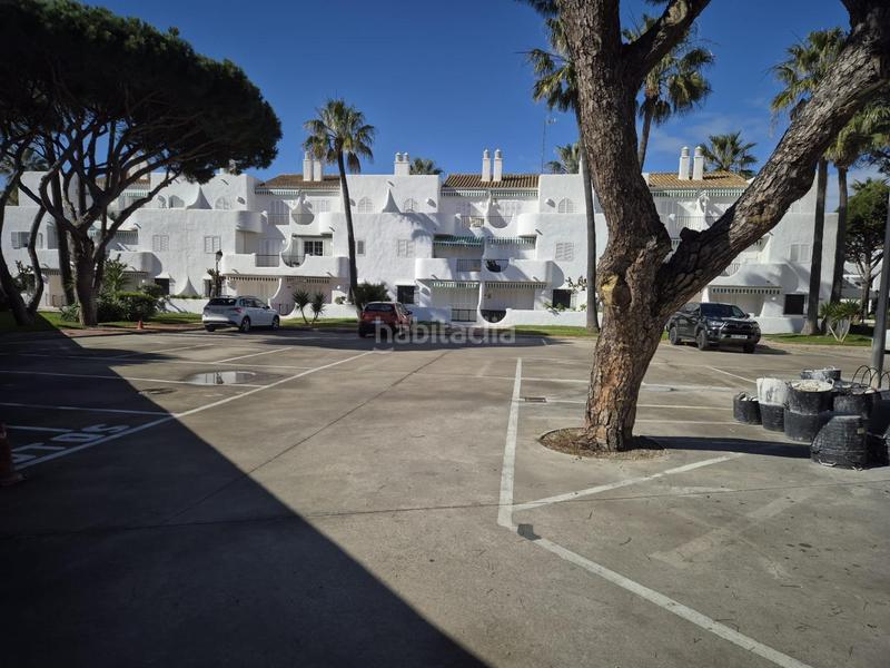 Foto e7f2a3d8-f40a-4b55-8fd0-12d30b0e4e2c. Apartment with parking pool in La Barrosa Chiclana de la Frontera