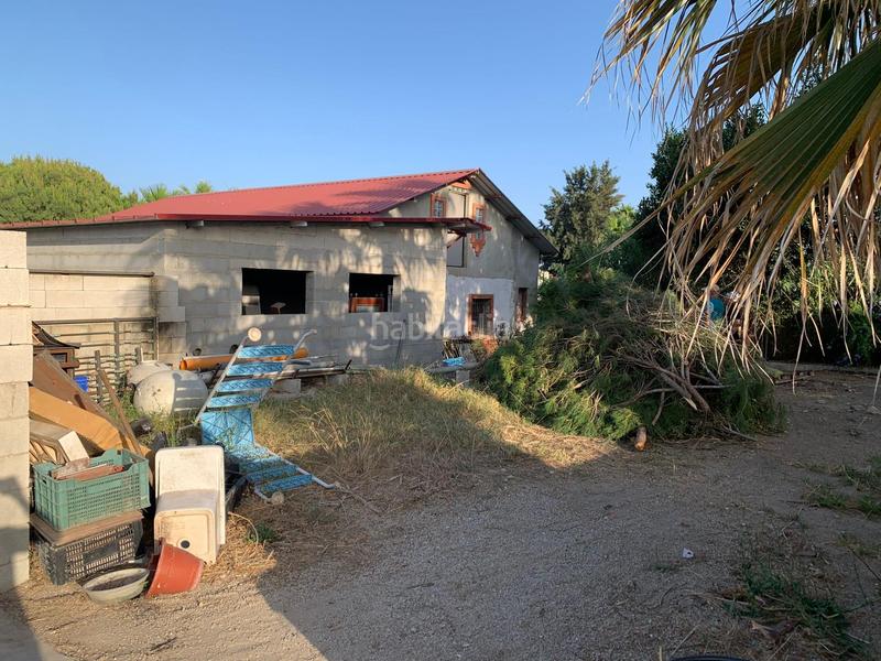 Foto 247169e6-f6ae-4f71-b597-b36f19bf496d. Chalet con parcheggio in Pelagatos - Pago del Humo Chiclana de la Frontera