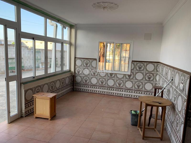 Foto 2b8e9870-6828-4ece-b017-ea5e0e595da4. Chalet con parcheggio in Pelagatos - Pago del Humo Chiclana de la Frontera