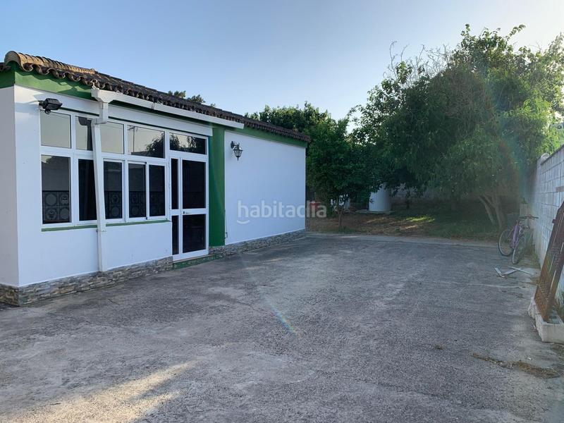Foto a795013d-1af8-4a70-9228-fa0f887cfa77. Chalet con parcheggio in Pelagatos - Pago del Humo Chiclana de la Frontera