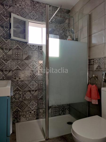 Foto 4f7d4d54-64d6-4c3f-bb14-c4ea63ceabdd. Casa bifamiliare in La Banda - Campo de Fútbol Chiclana de la Frontera