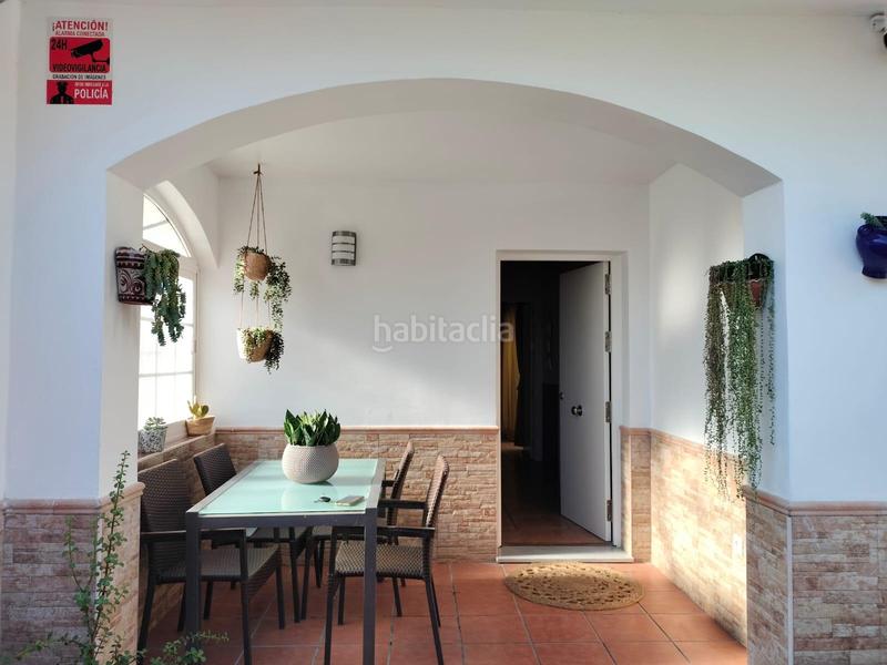 Foto 8e7b65fd-138d-4565-906a-19938a3f6510. Casa bifamiliare in La Banda - Campo de Fútbol Chiclana de la Frontera