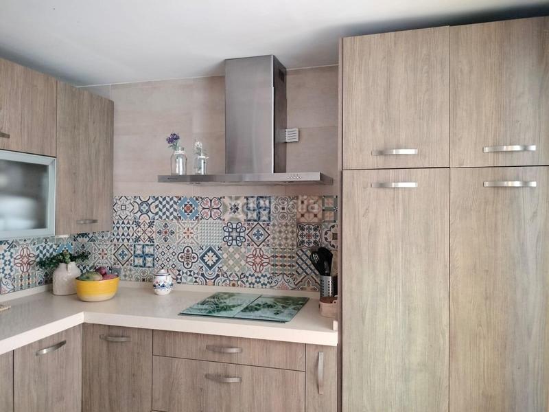 Foto a7c0666b-8a59-4e3f-b8e0-e5bd10b34d37. Casa bifamiliare in La Banda - Campo de Fútbol Chiclana de la Frontera