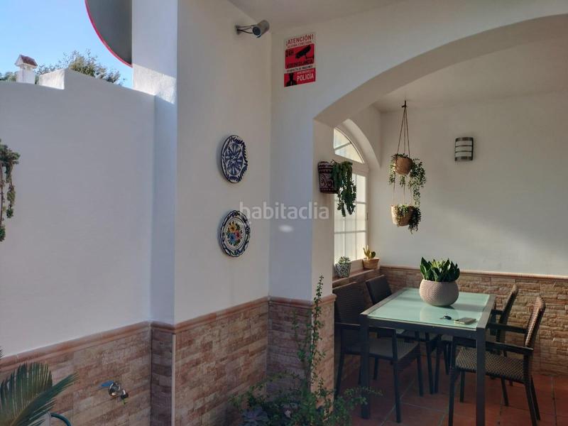 Foto ac228031-1522-4597-a067-1d595a19bf3d. Casa bifamiliare in La Banda - Campo de Fútbol Chiclana de la Frontera