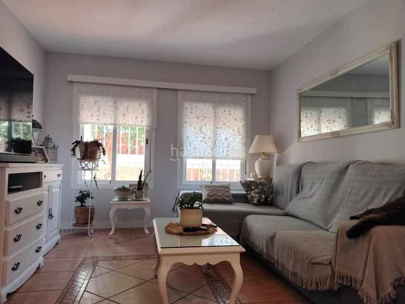 Foto af4587b0-79d4-4dc5-a595-b3a39b733c07. Casa bifamiliare in La Banda - Campo de Fútbol Chiclana de la Frontera