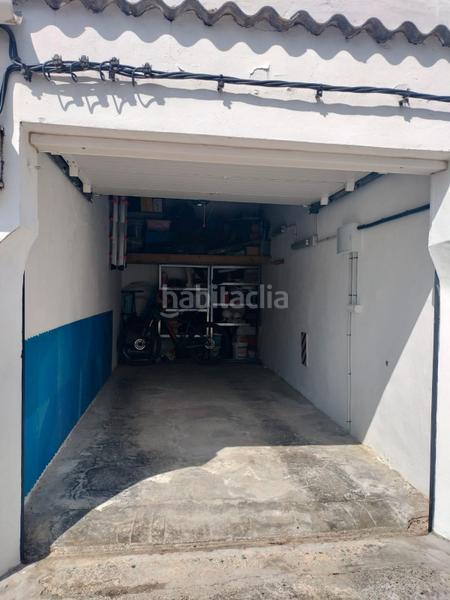 Foto 0cf83476-8953-4c0a-b300-e7d01685eda3. Casa adosada chalet adosado zona rosaleda en La Banda - Campo de Fútbol Chiclana de la Frontera