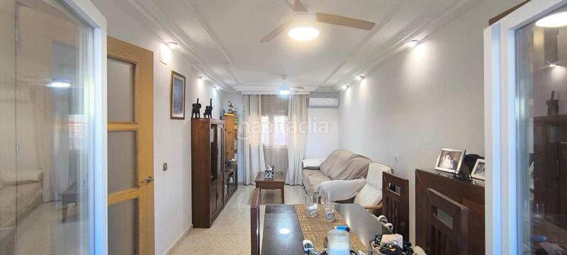 Foto 47a7485b-73a5-4ab0-8086-078750322f66. Casa adosada chalet adosado zona rosaleda en La Banda - Campo de Fútbol Chiclana de la Frontera