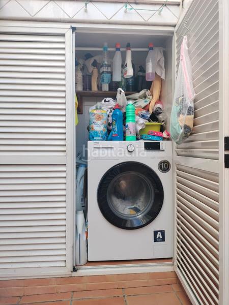 Foto 50ef0416-e7f1-48cf-ab29-4e46cc75e4db. Casa adosada chalet adosado zona rosaleda en La Banda - Campo de Fútbol Chiclana de la Frontera