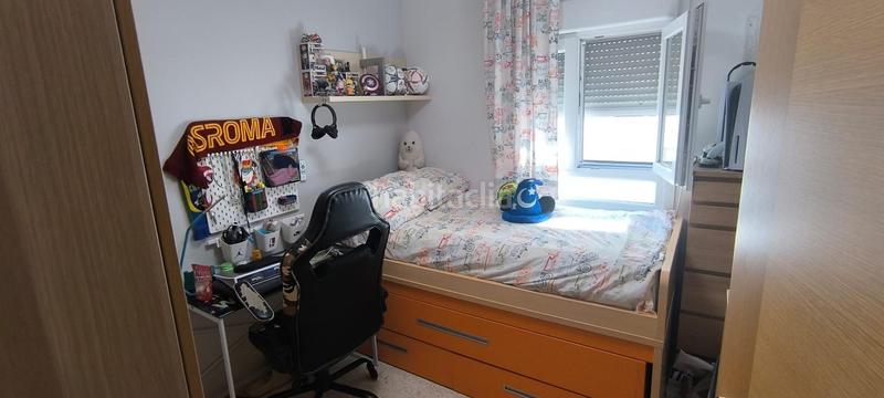 Foto 9fb407ce-7b25-49f3-9473-616474e9e98b. Casa adosada chalet adosado zona rosaleda en La Banda - Campo de Fútbol Chiclana de la Frontera