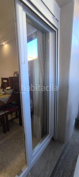 Foto c23a6d8b-f43e-4673-b0c7-0ad93563ccd9. Casa adosada chalet adosado zona rosaleda en La Banda - Campo de Fútbol Chiclana de la Frontera