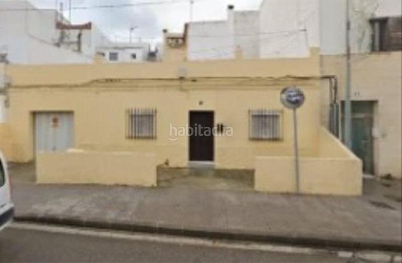 Foto 617b3ac6-e6cb-4571-a991-1378f0850cbe. Casa con parcheggio in Núcleo urbano Chiclana de la Frontera