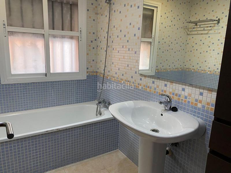 Foto 531bbaeb-e2c5-4c4e-b8ec-e385ea2f6629. Casa  en dos plantas zona mayorazgo en Núcleo urbano Chiclana de la Frontera