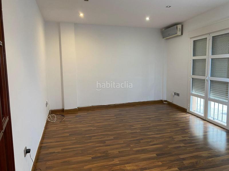 Foto 7f1c94ef-8ac9-426b-be29-5a8d90f2fbbc. Casa  en dos plantas zona mayorazgo en Núcleo urbano Chiclana de la Frontera