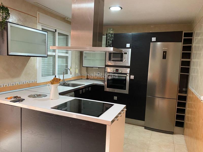 Foto c1af2cc9-05e9-478e-a0bc-823a9b01151a. Casa  en dos plantas zona mayorazgo en Núcleo urbano Chiclana de la Frontera