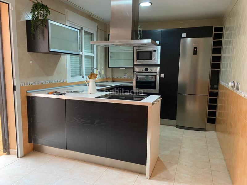 Foto ea451894-0652-4828-841a-5147669c90f6. Casa  en dos plantas zona mayorazgo en Núcleo urbano Chiclana de la Frontera