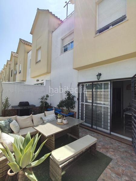 Foto 575ff031-46e3-4e3f-ad3d-7aed100e0fcf. Reihenhaus mit parking pool in La Banda - Campo de Fútbol Chiclana de la Frontera