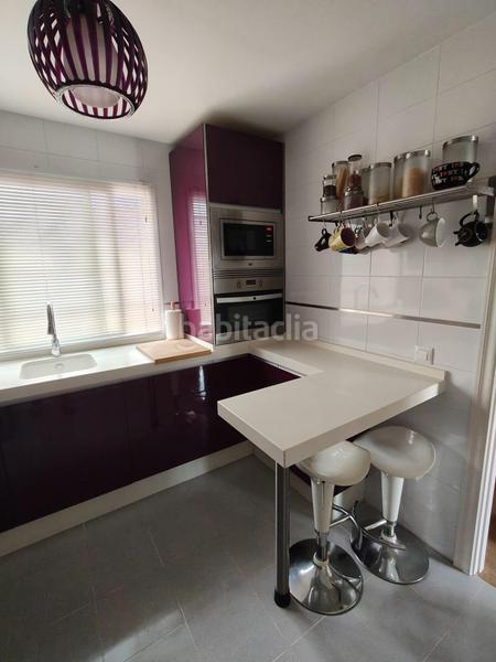 Foto ed09f68d-8495-4b84-a1c4-fdda2e0c909f. Reihenhaus mit parking pool in La Banda - Campo de Fútbol Chiclana de la Frontera