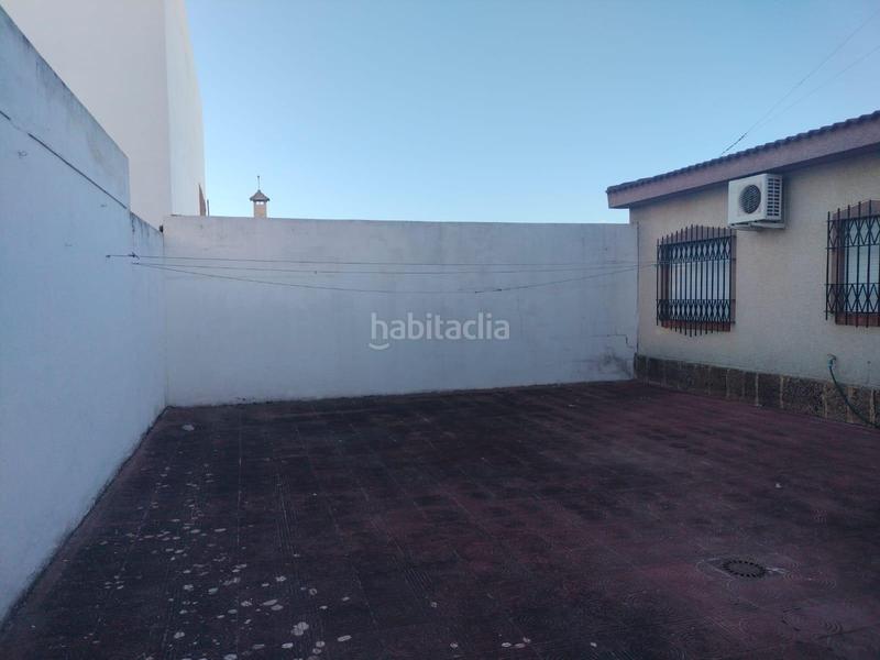 Foto 1586e185-51ee-4b91-94ad-c79e7ea44668. Casa con parcheggio in Núcleo urbano Chiclana de la Frontera