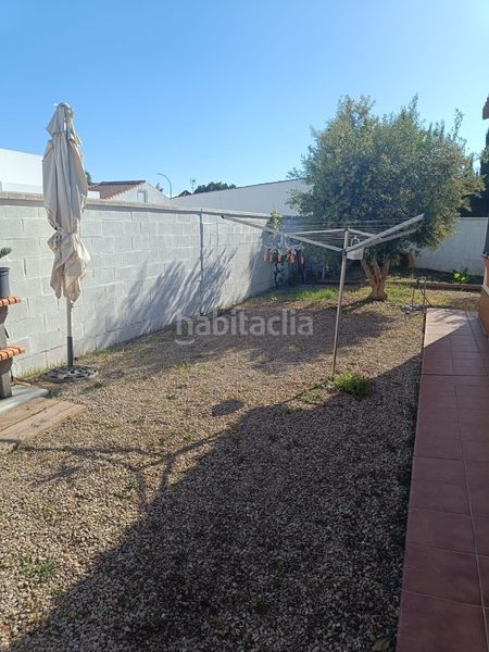 Foto 1888c47c-5d60-4b24-bb7d-65605b59fd7c. Xalet amb aparcament piscina a Los Gallos Chiclana de la Frontera