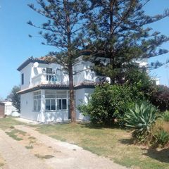 Casa aparellada a Los Gallos