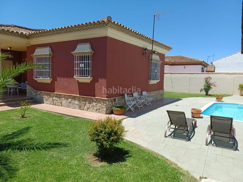 Foto 06d48697-3bf3-4ed0-ab90-75b77625f63d. Xalet amb aparcament piscina a Las Lagunas - Campano Chiclana de la Frontera