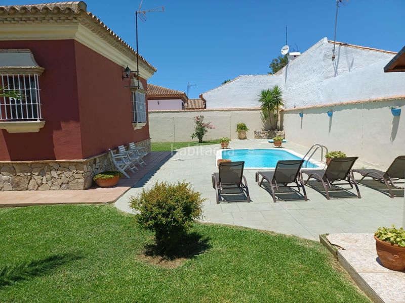 Foto 23a089fe-b01a-4899-a0b9-e33623a62a2d. Xalet amb aparcament piscina a Las Lagunas - Campano Chiclana de la Frontera