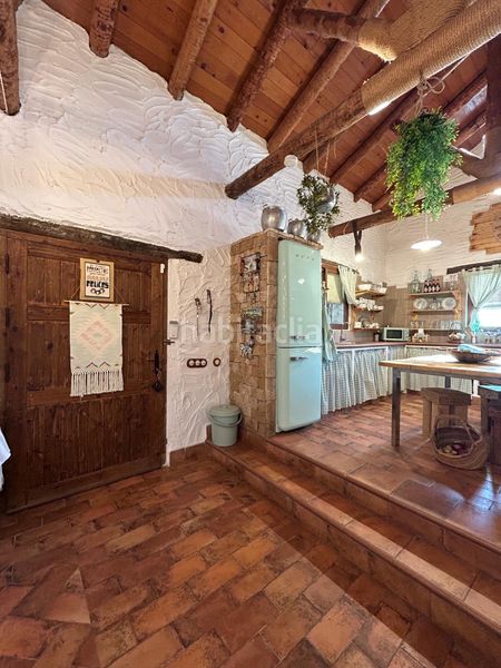 Foto a47ce354-0067-4215-800d-51b1d5248f1f. Chalet mit kamin parking pool in Las Lagunas - Campano Chiclana de la Frontera