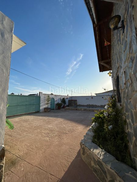 Foto cf5d2581-9838-4d40-affa-941c9c6eaa5e. Chalet mit kamin parking pool in Las Lagunas - Campano Chiclana de la Frontera