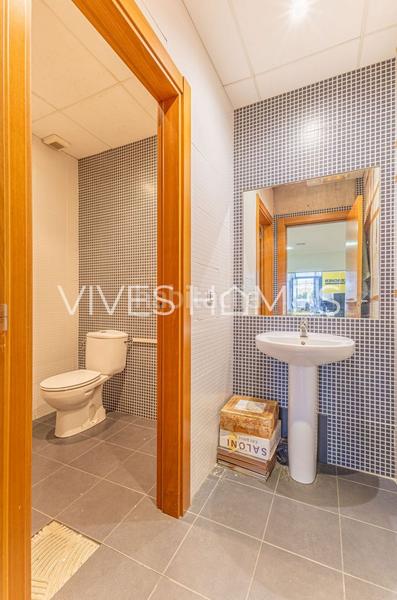 Foto 510ae4a0-c3d5-43e8-b92b-10769ff063ab. Bureau avec chauffage parking dans Pla d'en Boet Mataró