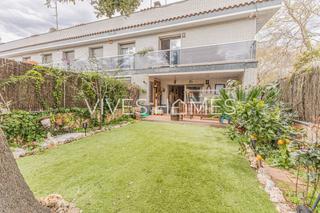 Chalet  Calle josep cabruja