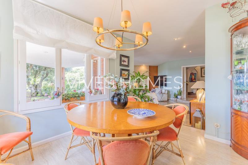 Foto b1832e80-db10-40e9-9f1d-4f4e95517932. Chalet with heating pool in Les Bilbenyes Sant Vicenç de Montalt