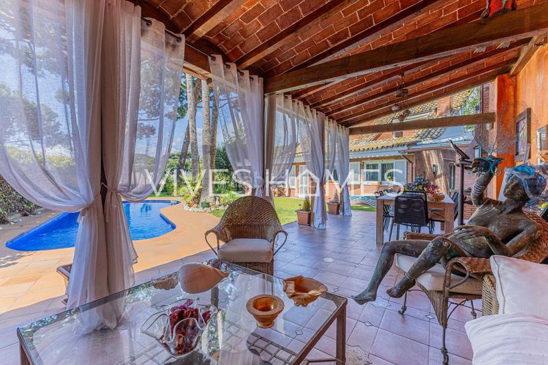 Foto b407d848-ab9a-4f0b-b9c9-1ee12eaf84bd. Chalet with heating pool in Les Bilbenyes Sant Vicenç de Montalt