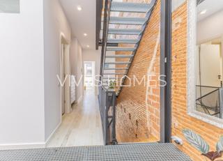 Casa adossada a Centre. Chalet adosado en venta en calle gravina, mataró