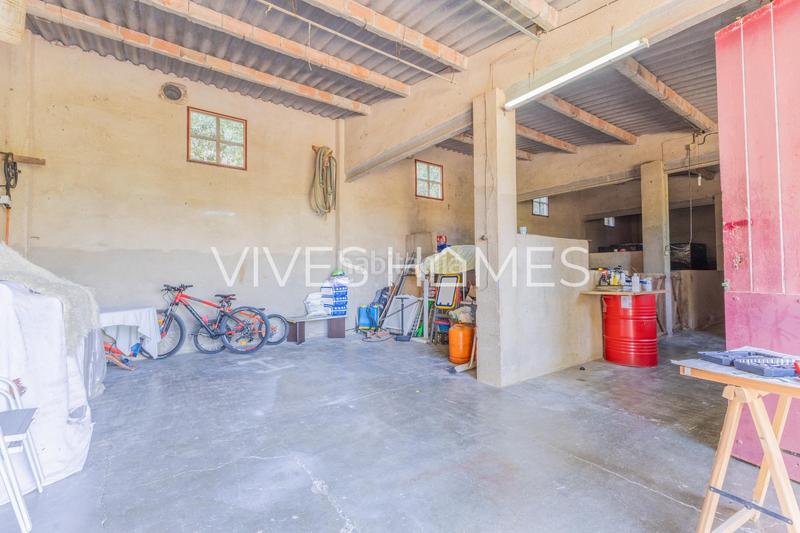 Foto 5105fcfe-e4e2-45b9-8a56-d397f59299c8. Casa desde vives homes queremos presentarles esta espectacular masía con unas vistas impresionantes a mar y montaña en Mataró
