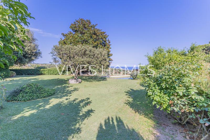 Foto 660ada53-9ea0-48ca-885f-c3a36dbaf359. Casa desde vives homes queremos presentarles esta espectacular masía con unas vistas impresionantes a mar y montaña en Mataró