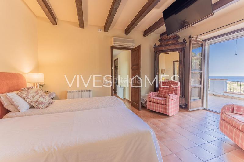 Foto 85bf34df-92c8-4570-944b-1e71adb41b1d. Casa desde vives homes queremos presentarles esta espectacular masía con unas vistas impresionantes a mar y montaña en Mataró