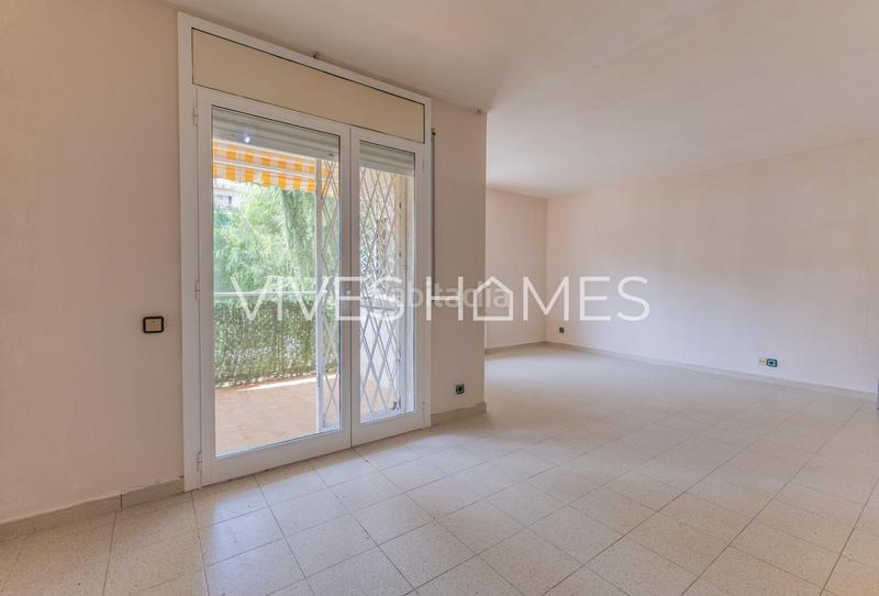 Foto 6d4a6d61-db14-4089-9998-a137c0e26a51. Piano terra con riscaldamento piscina in Caldes d´Estrac