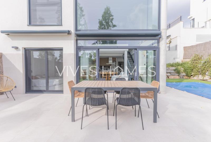 Foto ad40fd05-4c90-44a5-89c7-71025b72bb92. Duplex avec chauffage parking piscine dans Rocaferrera Sant Andreu de Llavaneres