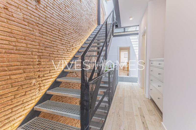 Foto 9c6f3e1e-4004-4d56-950e-374146b309b7. Casa amb aparcament a Centre Mataró