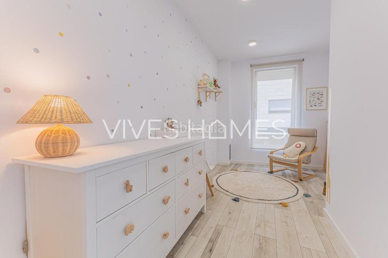 Foto ebe7a0d8-211f-4848-967f-80a0c91b7c02. Casa amb aparcament a Centre Mataró