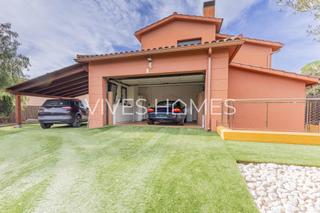 Chalet in Roca del Vallès (La). Casachalet independiente en venta en santa agnès de malanyanes