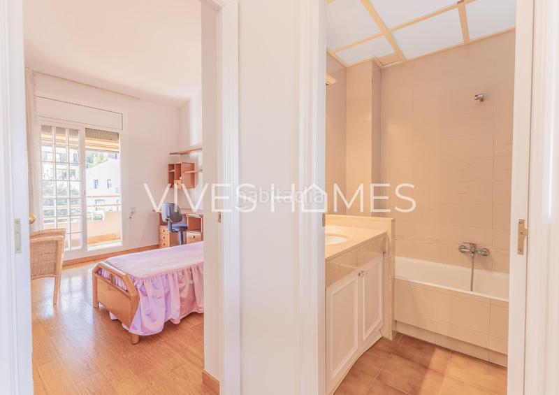 Foto 351c7a34-3fd5-49f7-9574-785a7bea83eb. Casa a schiera con riscaldamento parcheggio in Alella