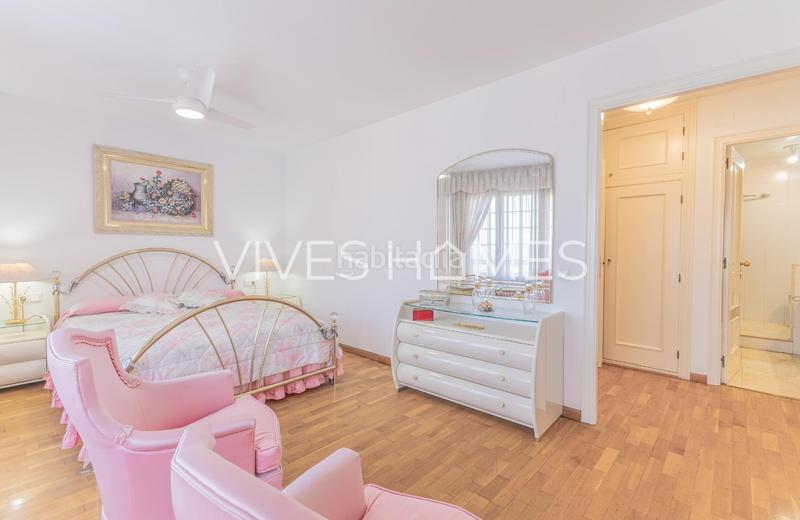 Foto f72f2aaf-2497-49ab-82a5-b60b2c4daca2. Casa a schiera con riscaldamento parcheggio in Alella