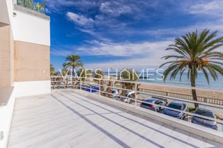 Haus  Passeig dels anglesos. Casa en venta en primera línea de mar en caldes destrac