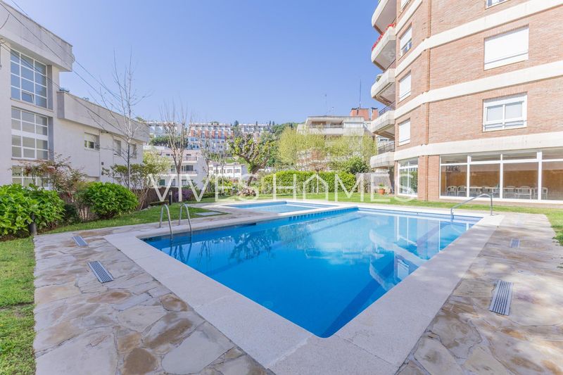 Foto 149abded-826b-41f0-8230-68a877f377f6. Pis amb calefacció aparcament piscina a Caldes d´Estrac