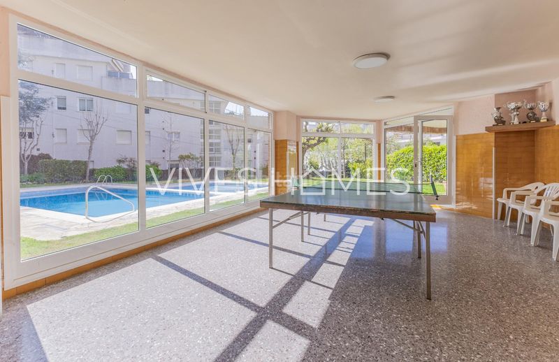 Foto 6bc73eee-6c81-48d8-bd1b-24a576e505c9. Pis amb calefacció aparcament piscina a Caldes d´Estrac