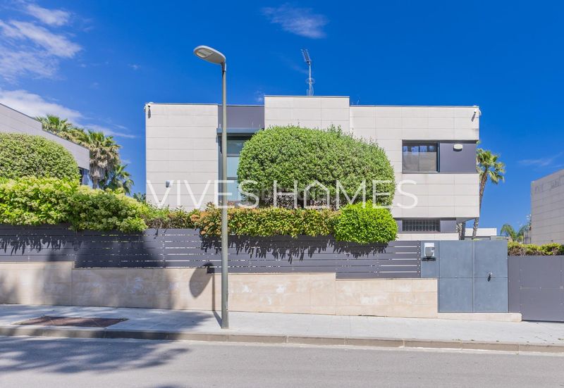 Foto cf0e3810-da7e-4a81-9aec-14d1fa2731f8. Xalet amb aparcament piscina a Can Sans Sant Andreu de Llavaneres