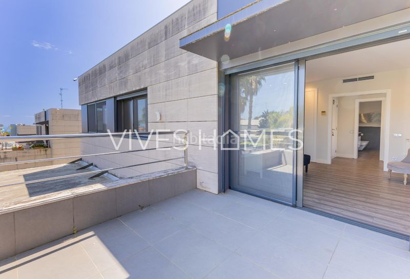 Foto f0dca55f-c395-49cb-9454-427711f3d595. Xalet amb aparcament piscina a Can Sans Sant Andreu de Llavaneres