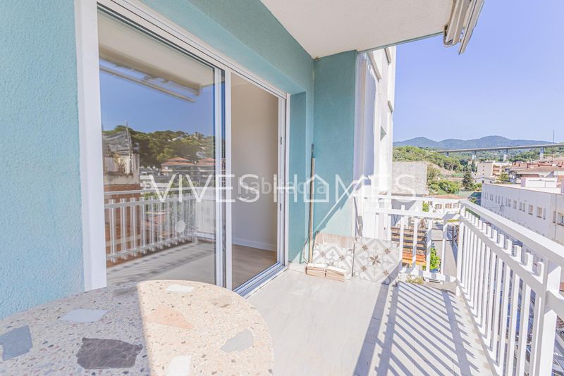 Foto b2aa91eb-d4d2-44e5-a8cf-d8672f6796e3. Pis amb calefacció a Caldes d´Estrac